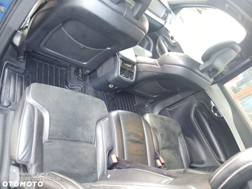 Volvo XC 90 - 10