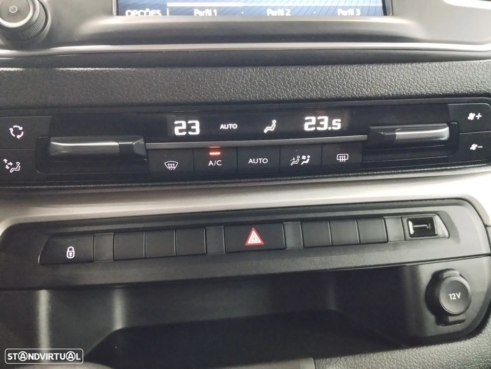 Toyota Proace Verso 1.5 D-4D L2 1.0T Exclusive 9L - 34