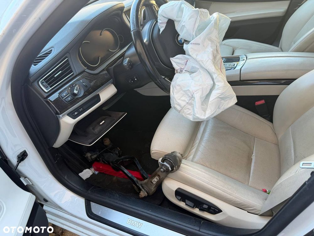 BMW Seria 7 730d xDrive - 9