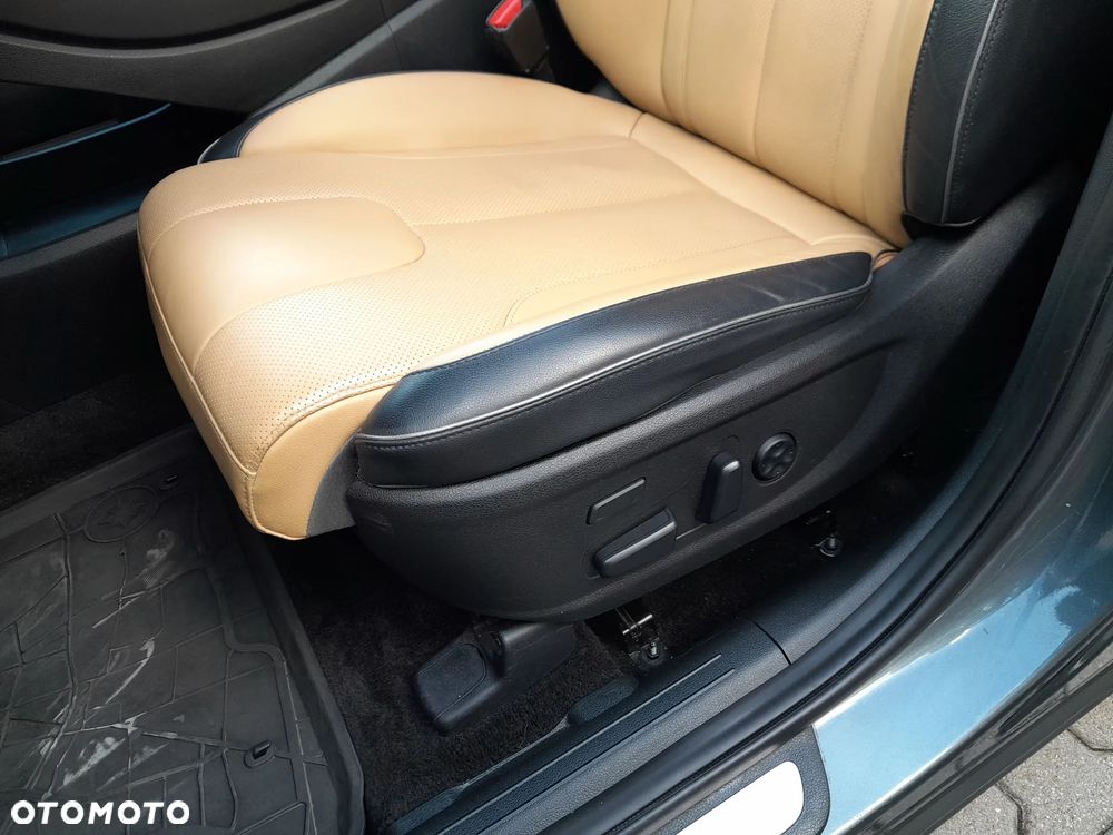 Hyundai Santa Fe 1.6 T-GDI HEV Platinum 4WD - 11
