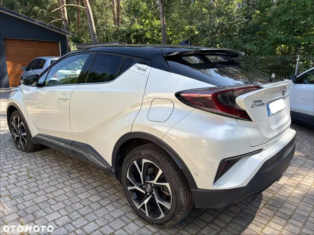 Toyota C-HR Lounge - 2