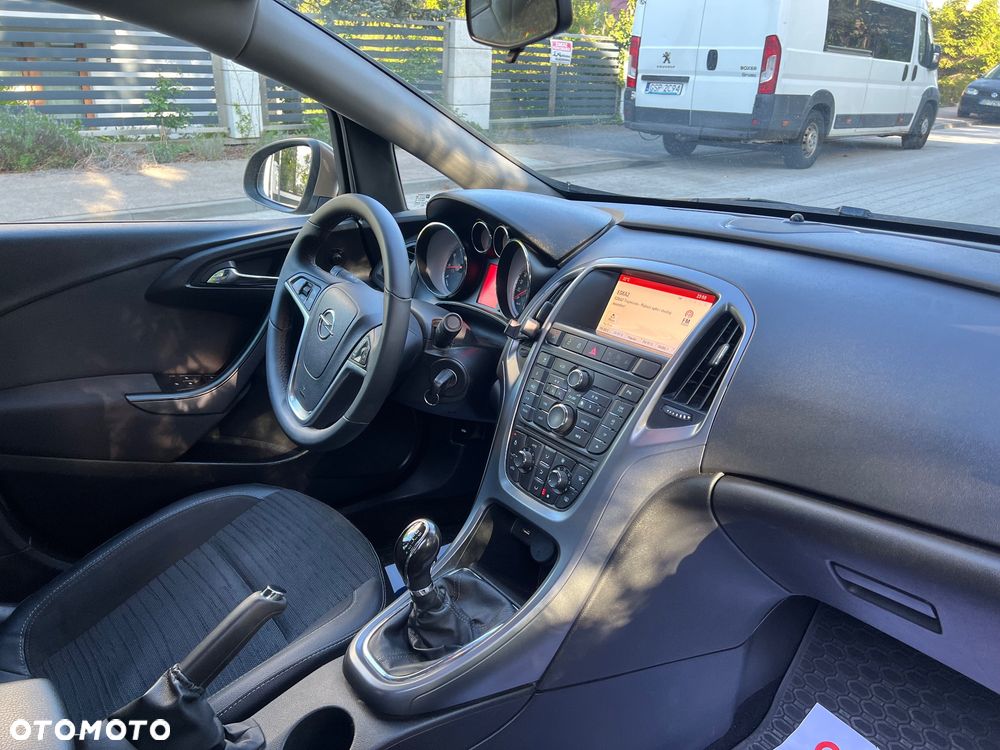Opel Astra 1.4 T Cosmo S&S - 15