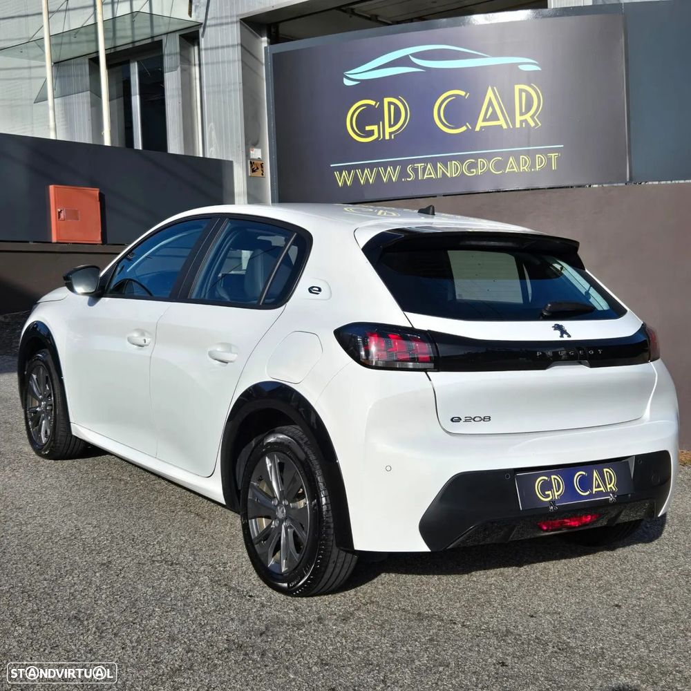 Peugeot e-208 50 kWh Allure - 3