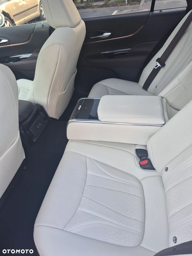 Toyota Mirai Executive - 24