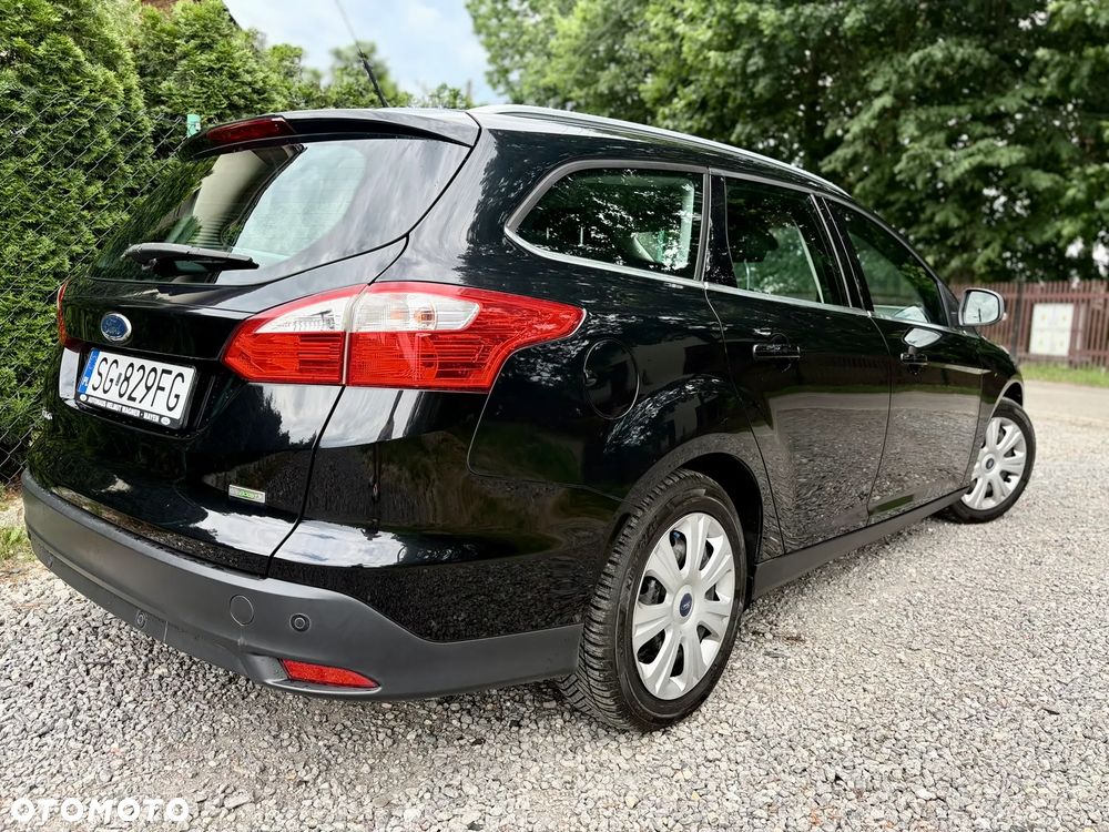 Ford Focus 1.0 EcoBoost STart-Stopp-System TITANIUM - 4