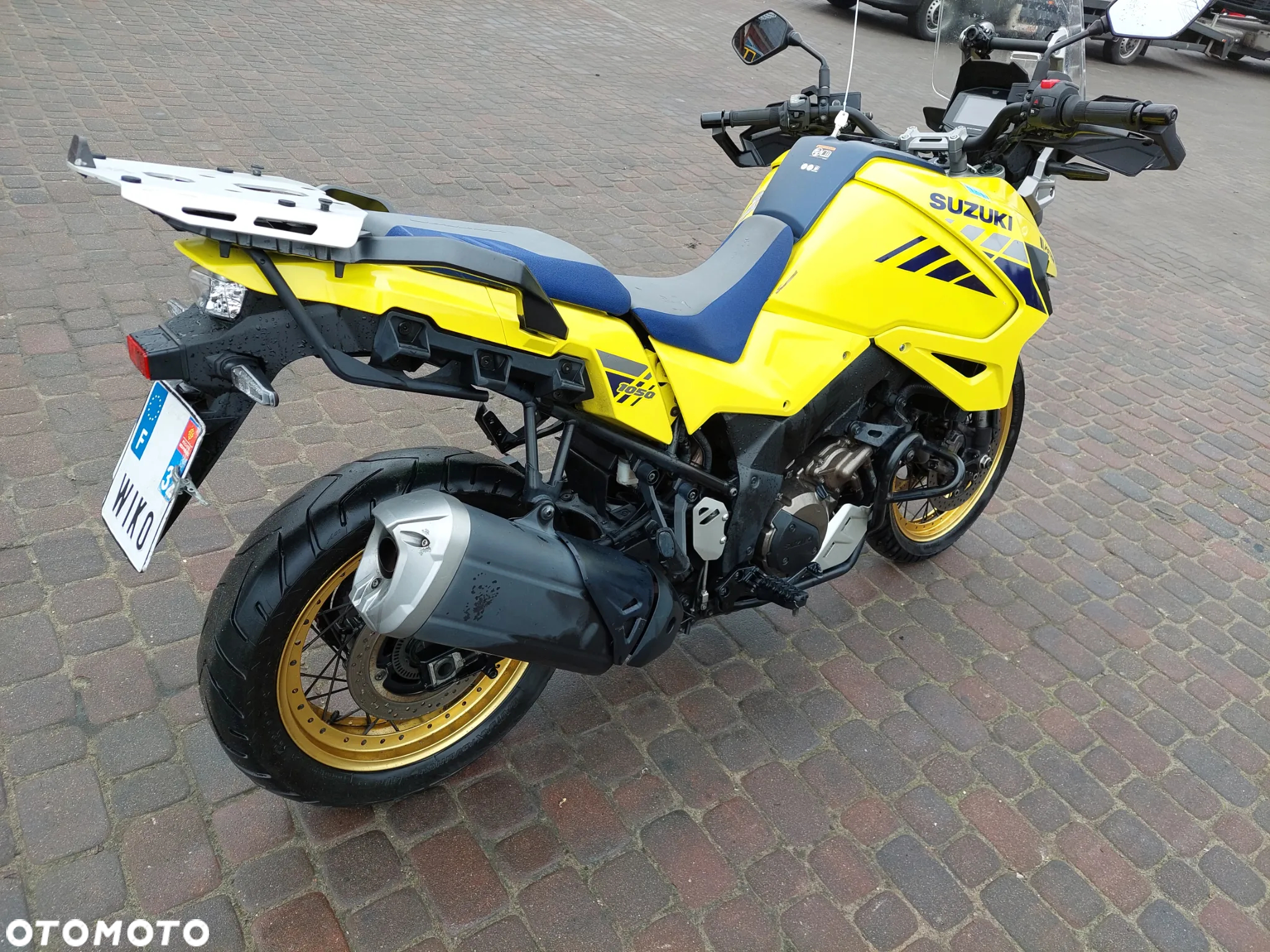 Suzuki DL - 5
