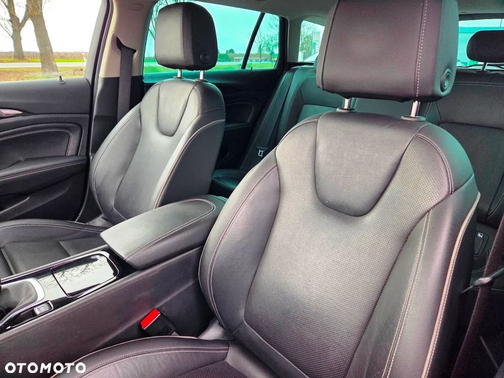 Opel Insignia 2.0 CDTI Exclusive S&S - 29