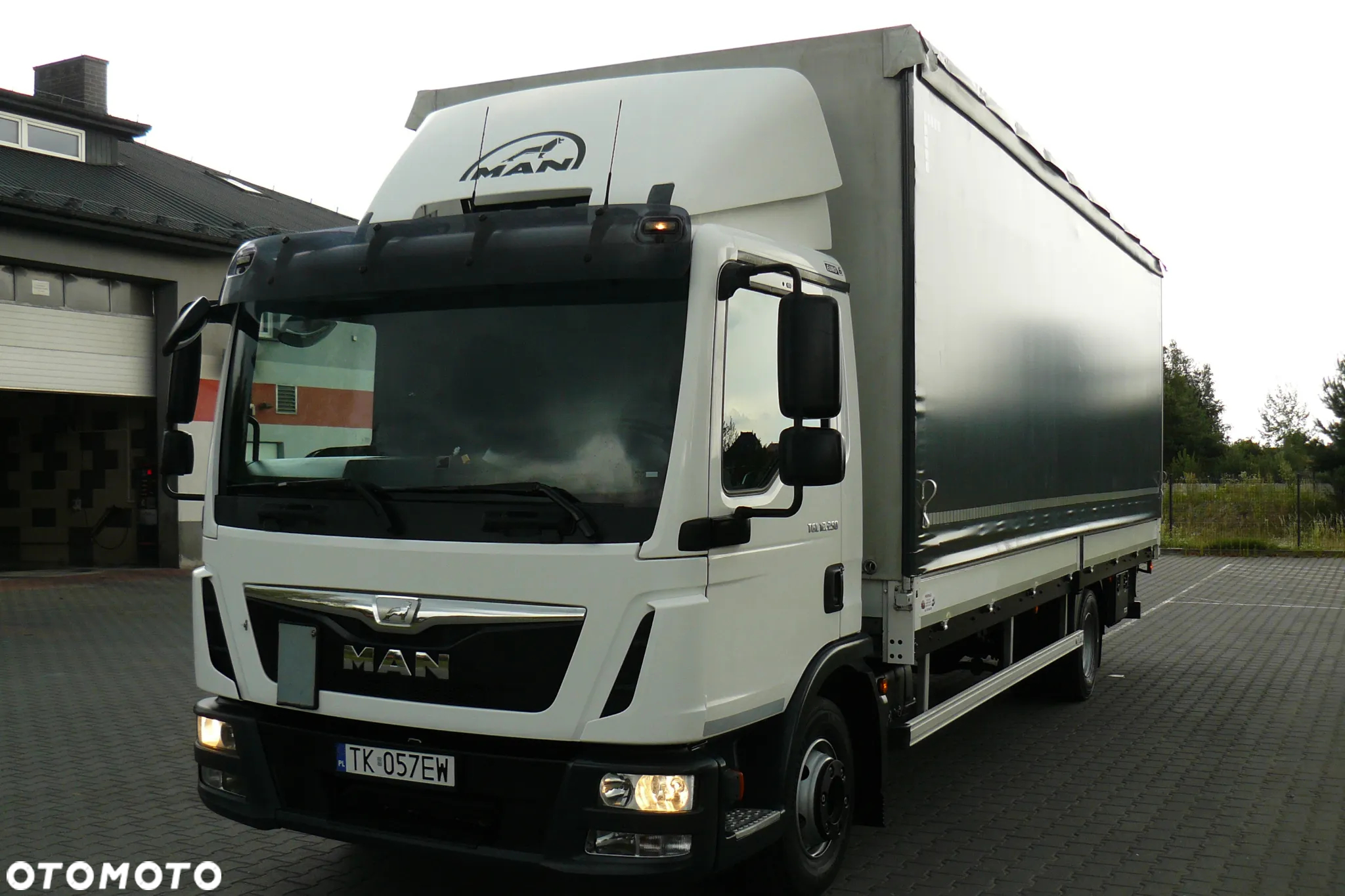 MAN TGL - 12