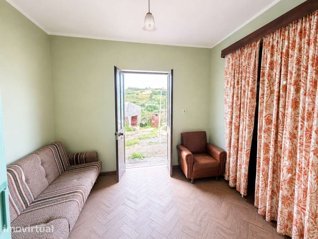 Moradia para Recuperar na Sapataria, Sobral de Monte Agraço - Oport... - Grande imagem: 4/22