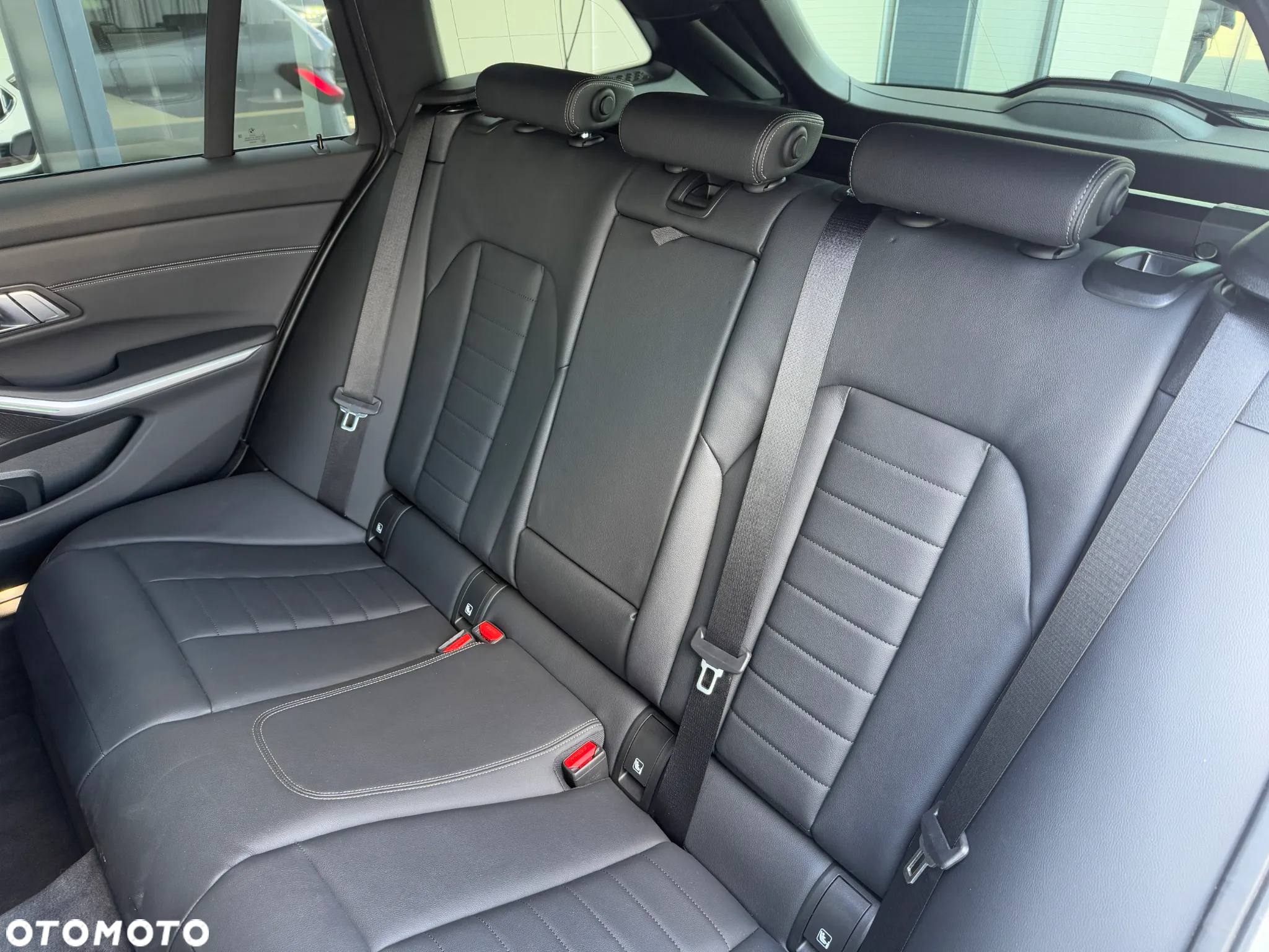 BMW Seria 3 320d M Sport - 26