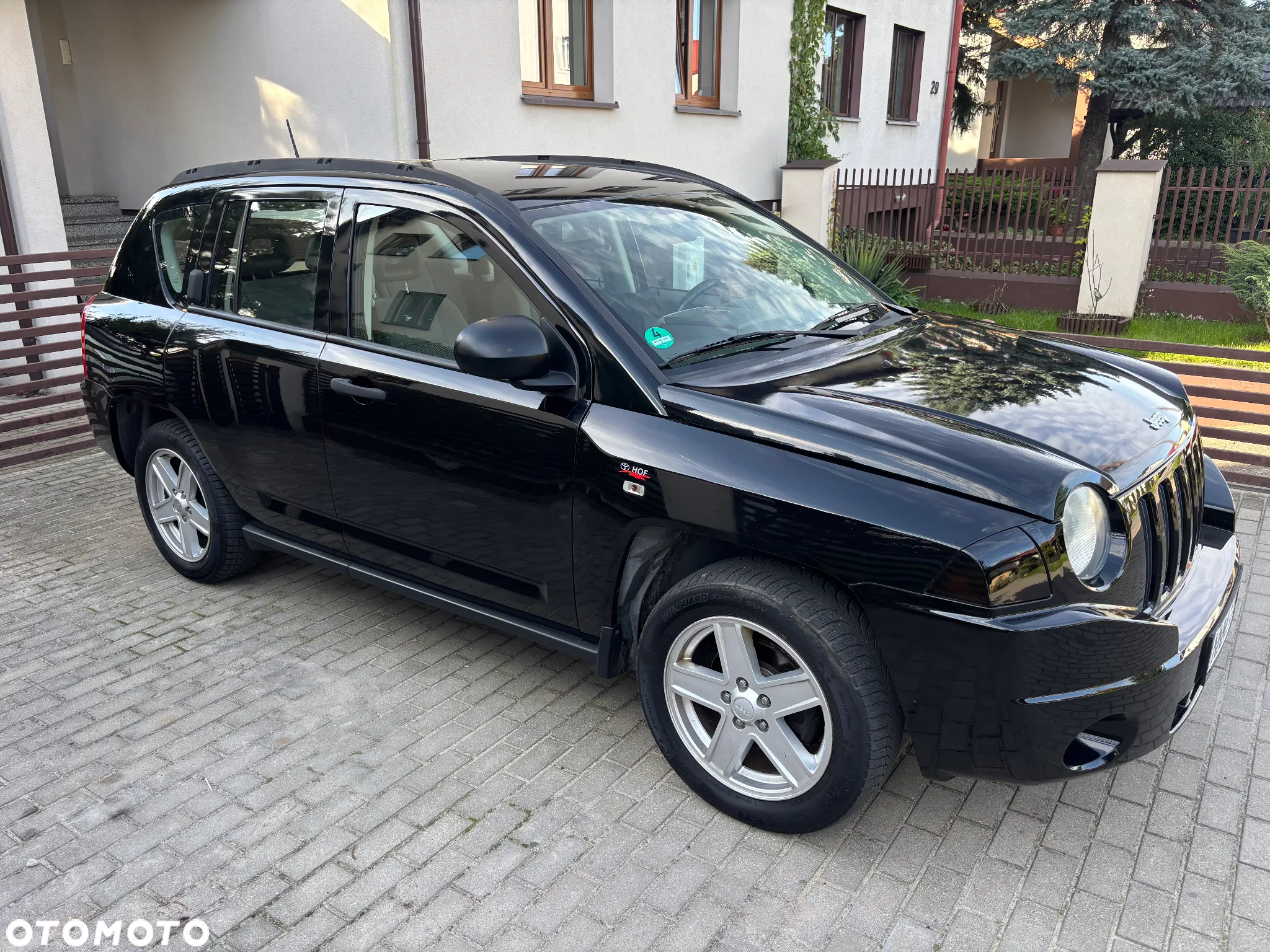 Jeep Compass - 16