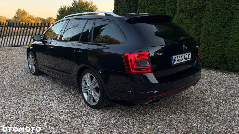 Skoda Octavia 2.0 TDI RS DSG - 5