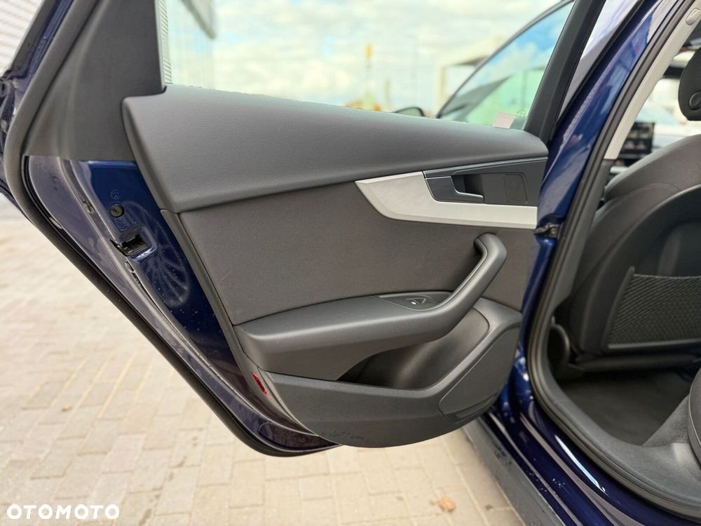 Audi A4 Allroad - 10