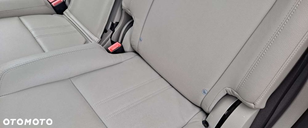 Ford Grand C-MAX - 9