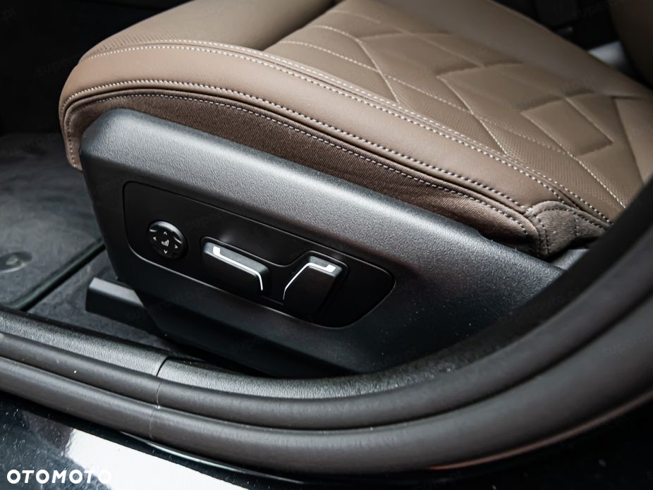 BMW Seria 5 - 16
