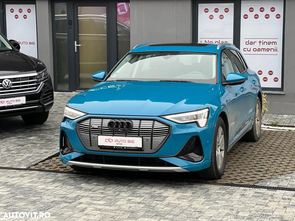 Audi e-tron 55 quattro S-Line - 1