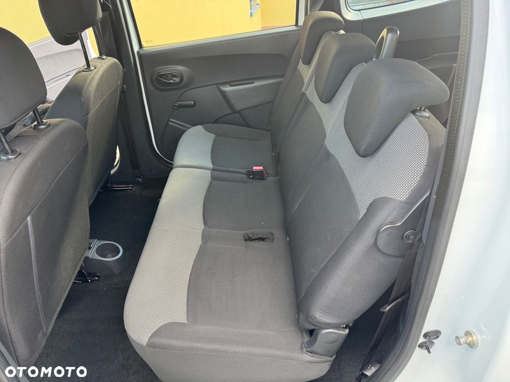Dacia Lodgy 1.3 TCe Laureate S&S - 24