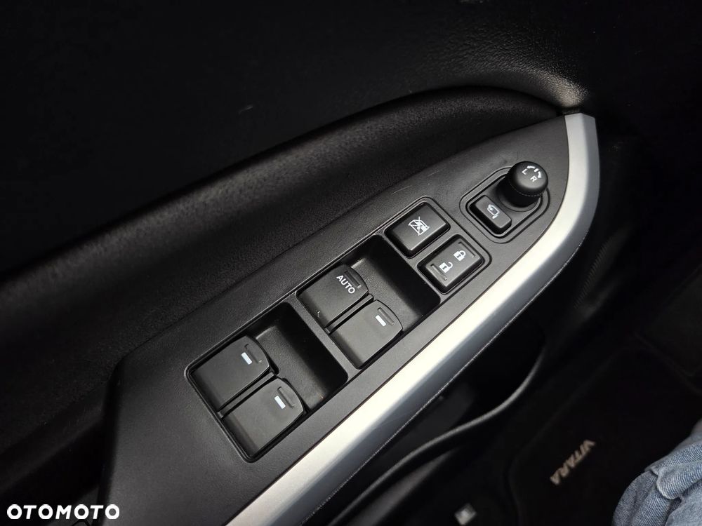 Suzuki Vitara 1.4 Boosterjet Automatik S - 36