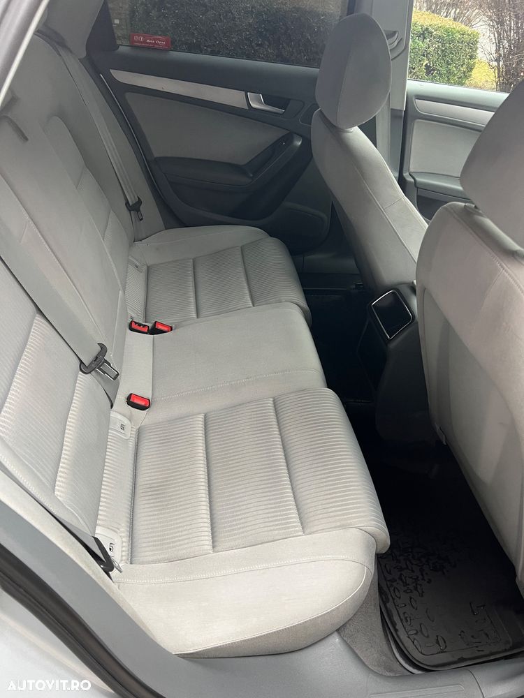 Audi A4 2.0 TDI DPF quattro Ambiente - 12