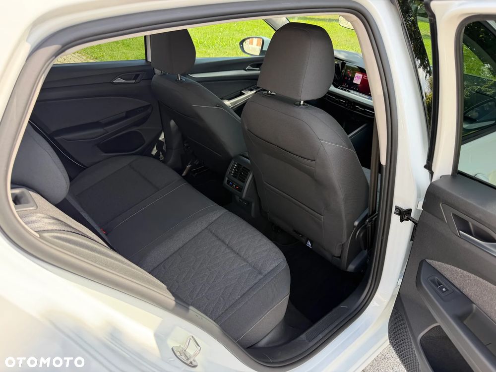 Volkswagen Golf - 25