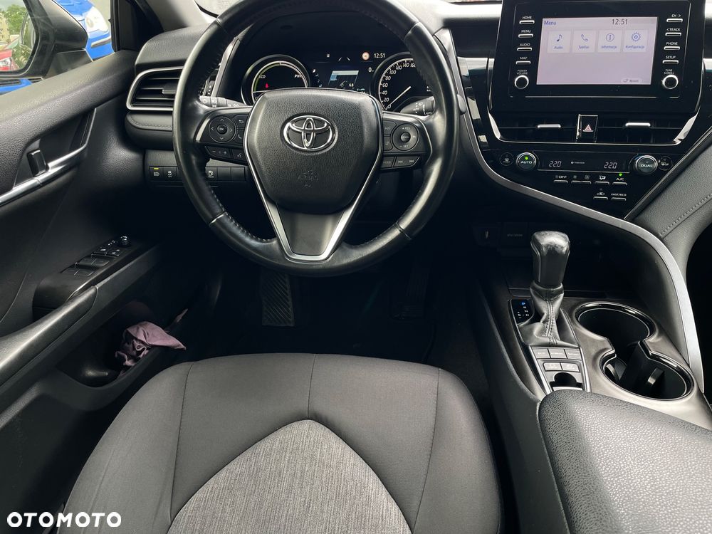 Toyota Camry 2.5 Hybrid Comfort CVT - 28