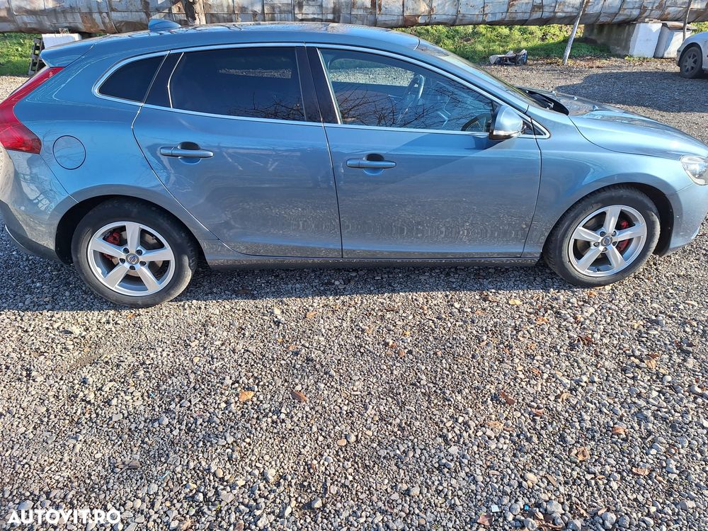 Volvo V40 D2 - 6