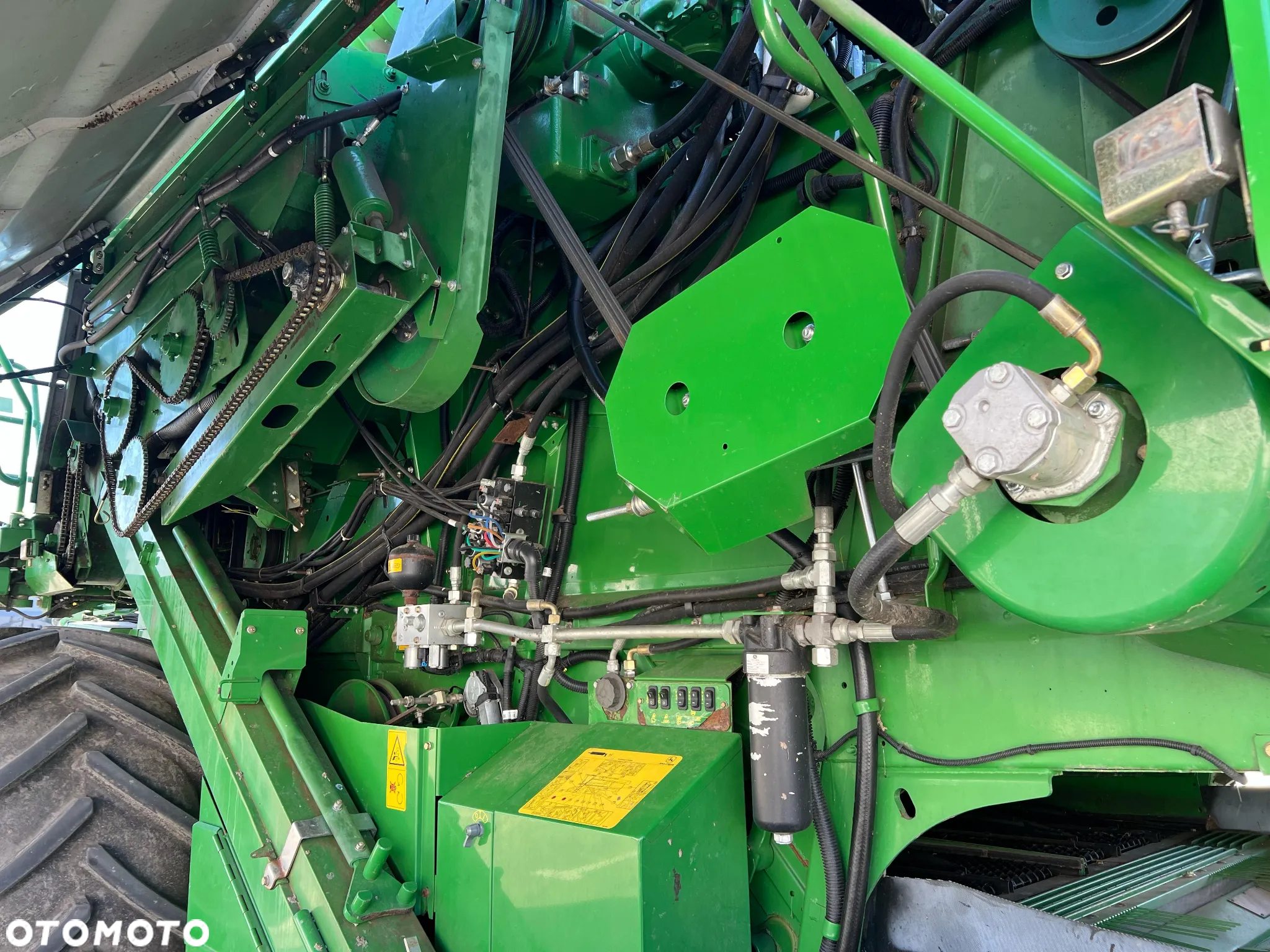 John Deere W650 - 18