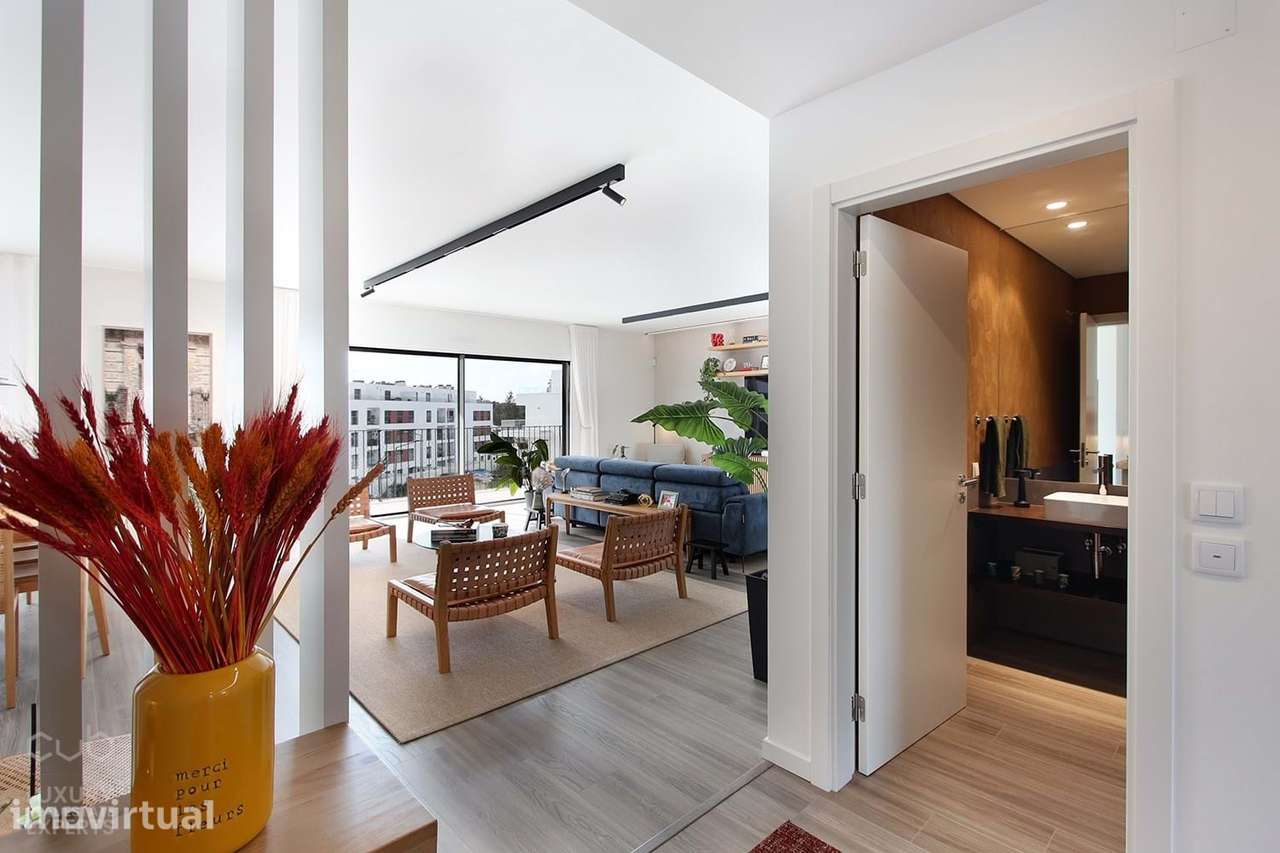 Elegância Tropical num Duplex T4 de Luxo na Quinta do Pinhão, Verdizel - Grande imagem: 5/50