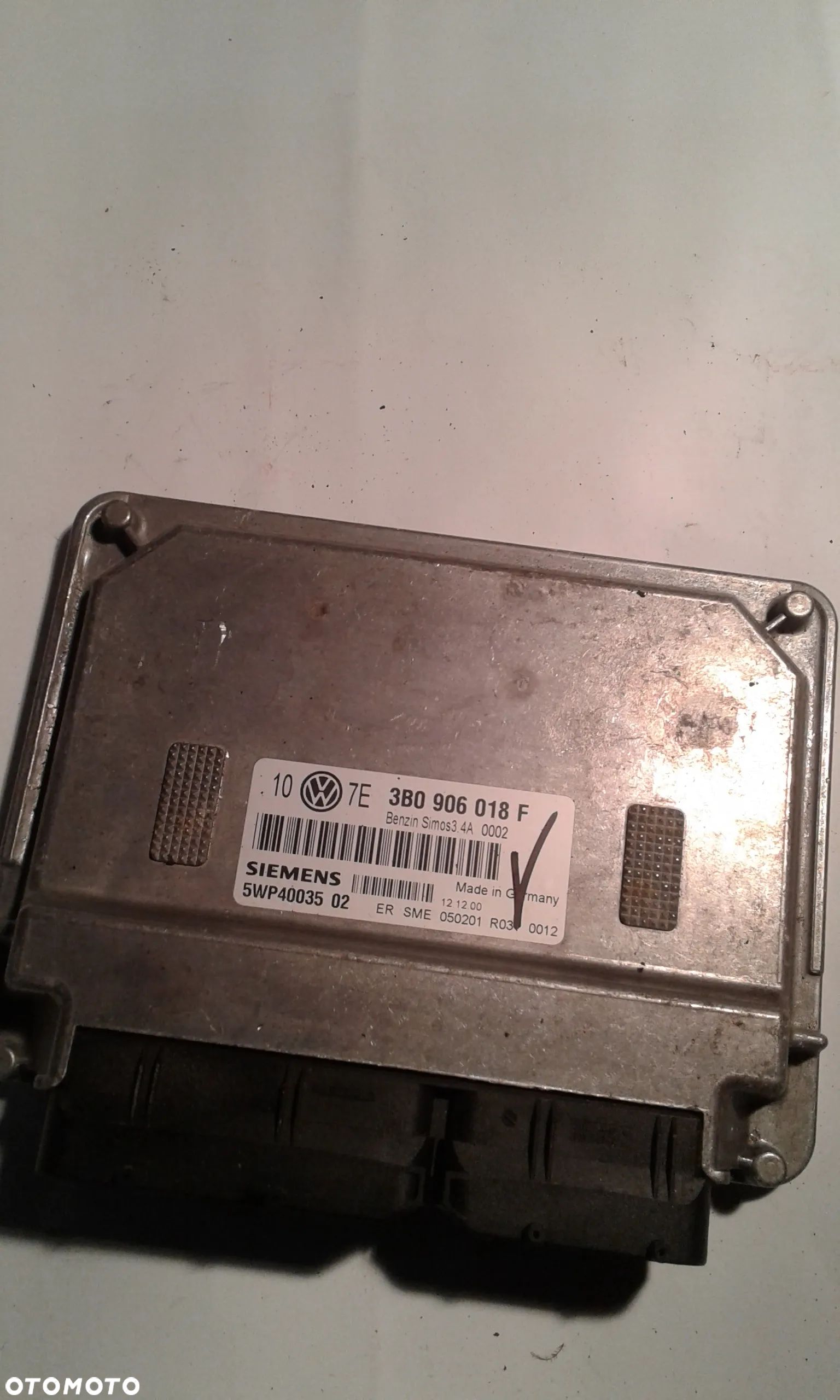Komputer sterownik silnika Siemens 3B0906018F - 1