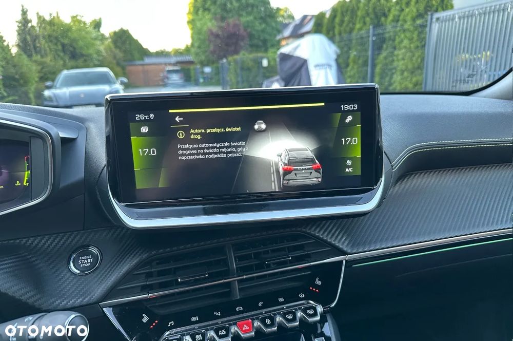 Peugeot 2008 1.2 PureTech GT Line S&S - 30