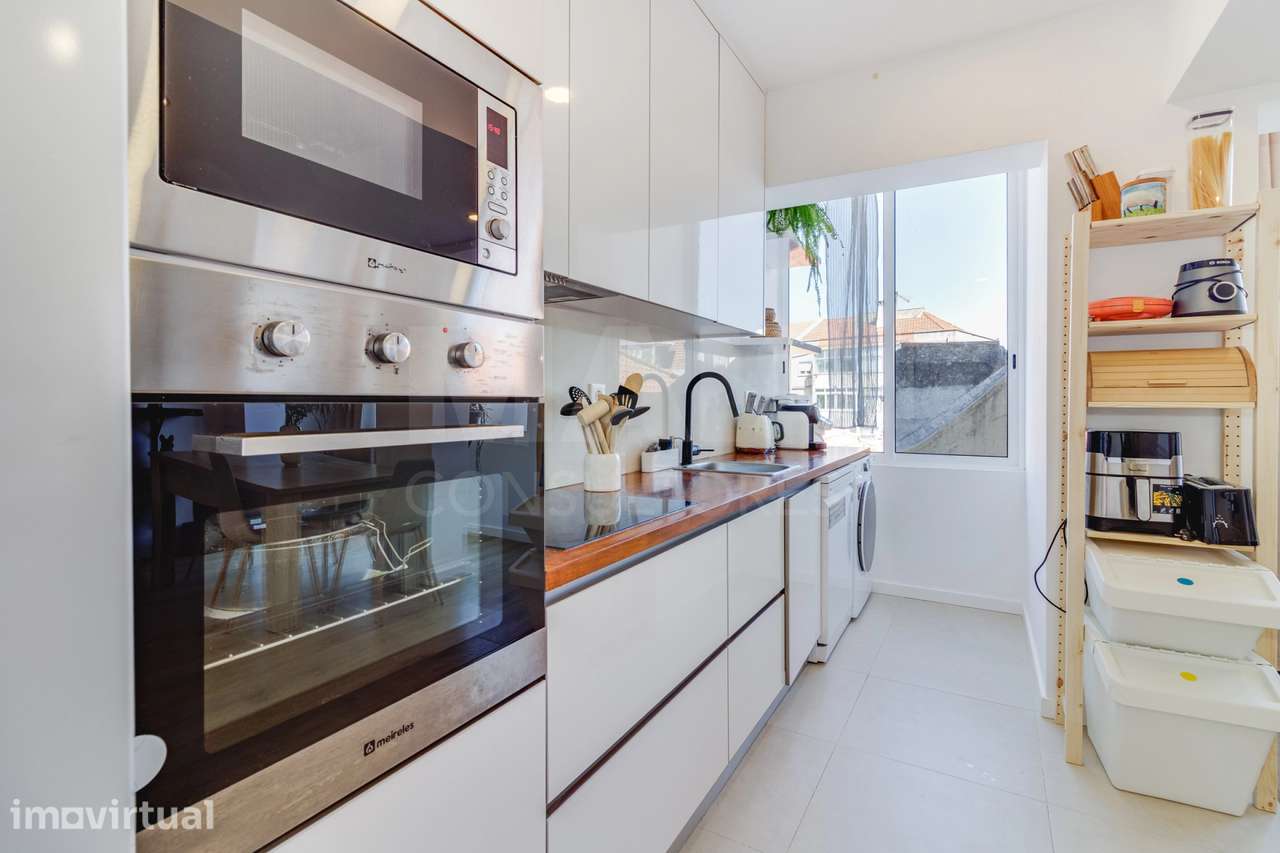 Apartamento T2 no Centro Histórico de Almada, junto à Casa da Cerca - Grande imagem: 4/18