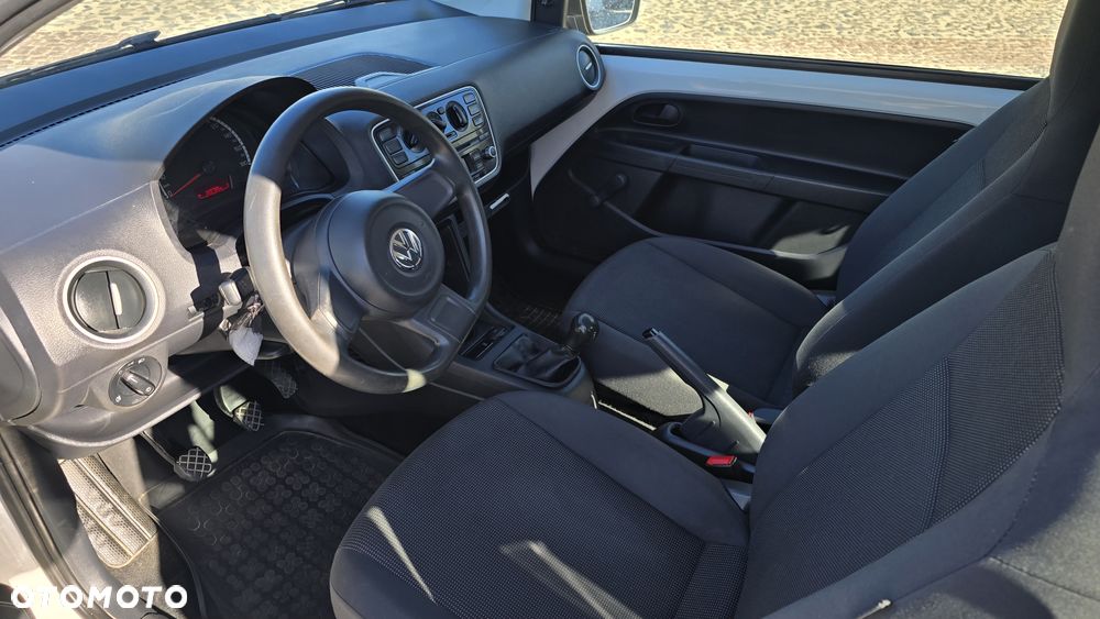 Volkswagen up! - 14