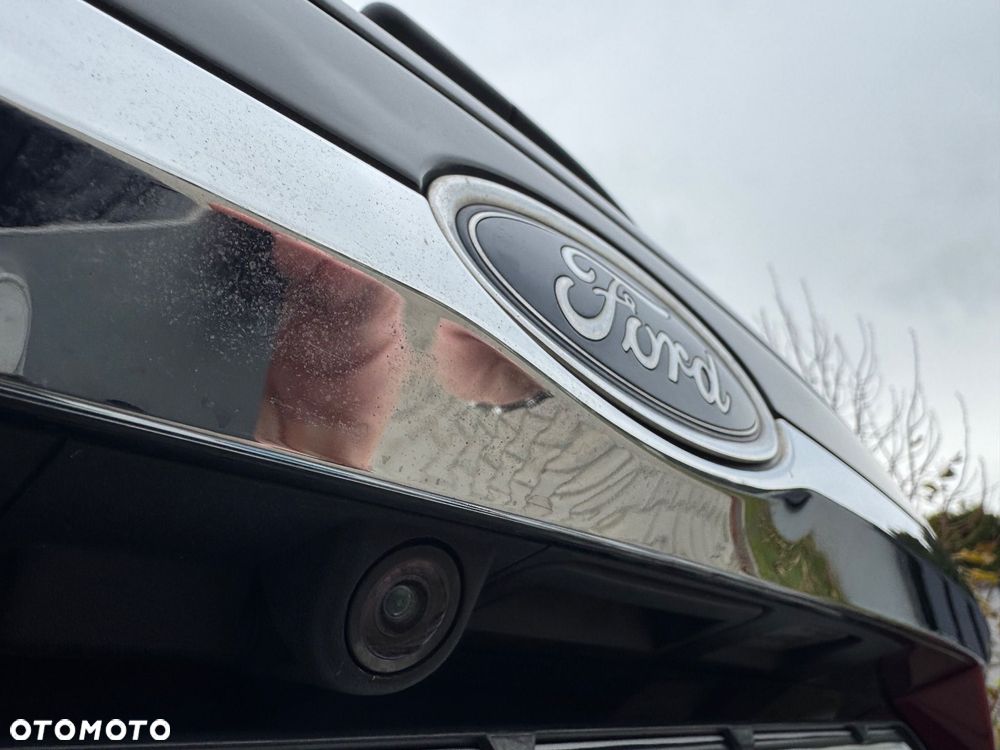 Ford Mondeo ver-2-0-ecoblue-titanium - 25