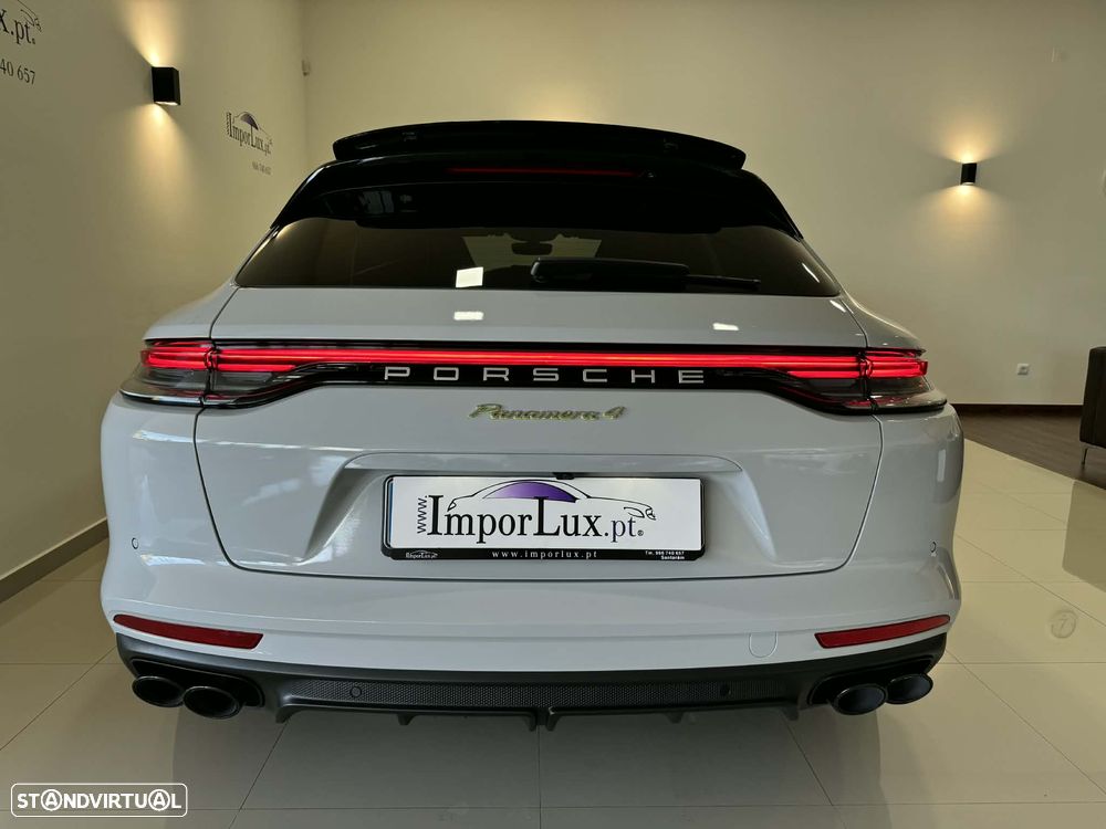 Porsche Panamera Sport Turismo 4 E-Hybrid - 10