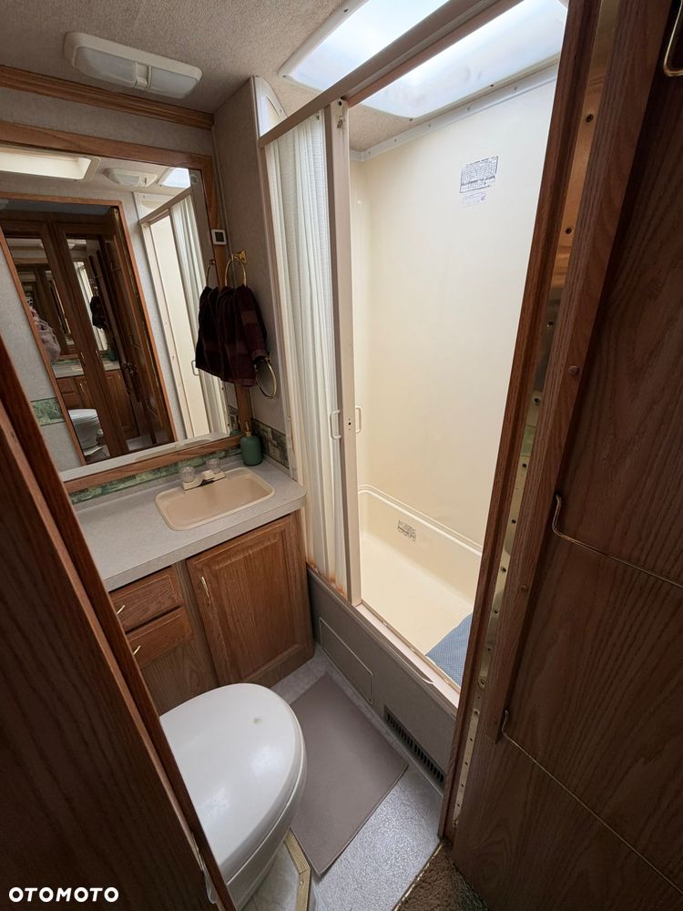 Inny Fleetwood Bounder 34T - 18
