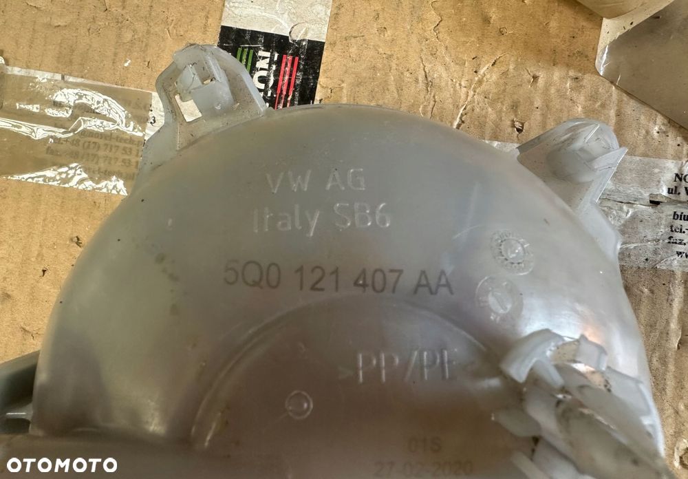 zbiornik chłodnicy vag audi a7 q2 q3 q5 oryginalny 5q0121407aa - 8