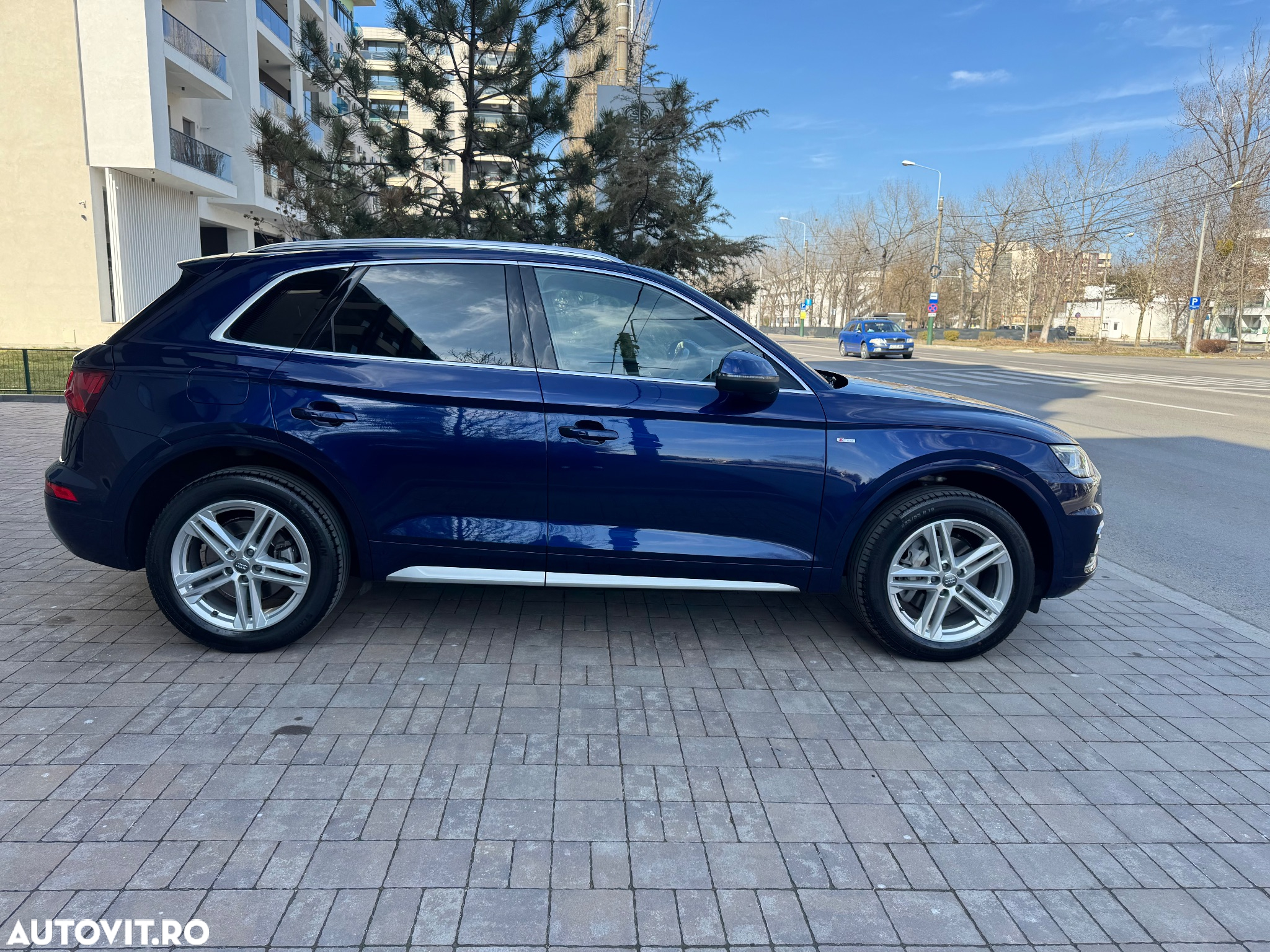 Audi Q5 40 TDI quattro S tronic - 8