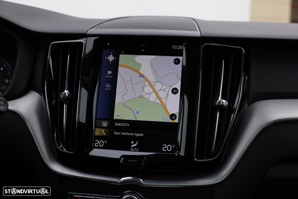 Volvo XC 60 2.0 D4 R-Design Geartronic - 18