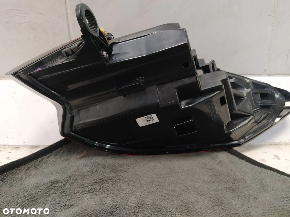 BMW 2 F74 LAMPA LEWA TYLNA LEWY TYŁ 4 PIN WERSJA USA I EU ORYGINAŁ - 8