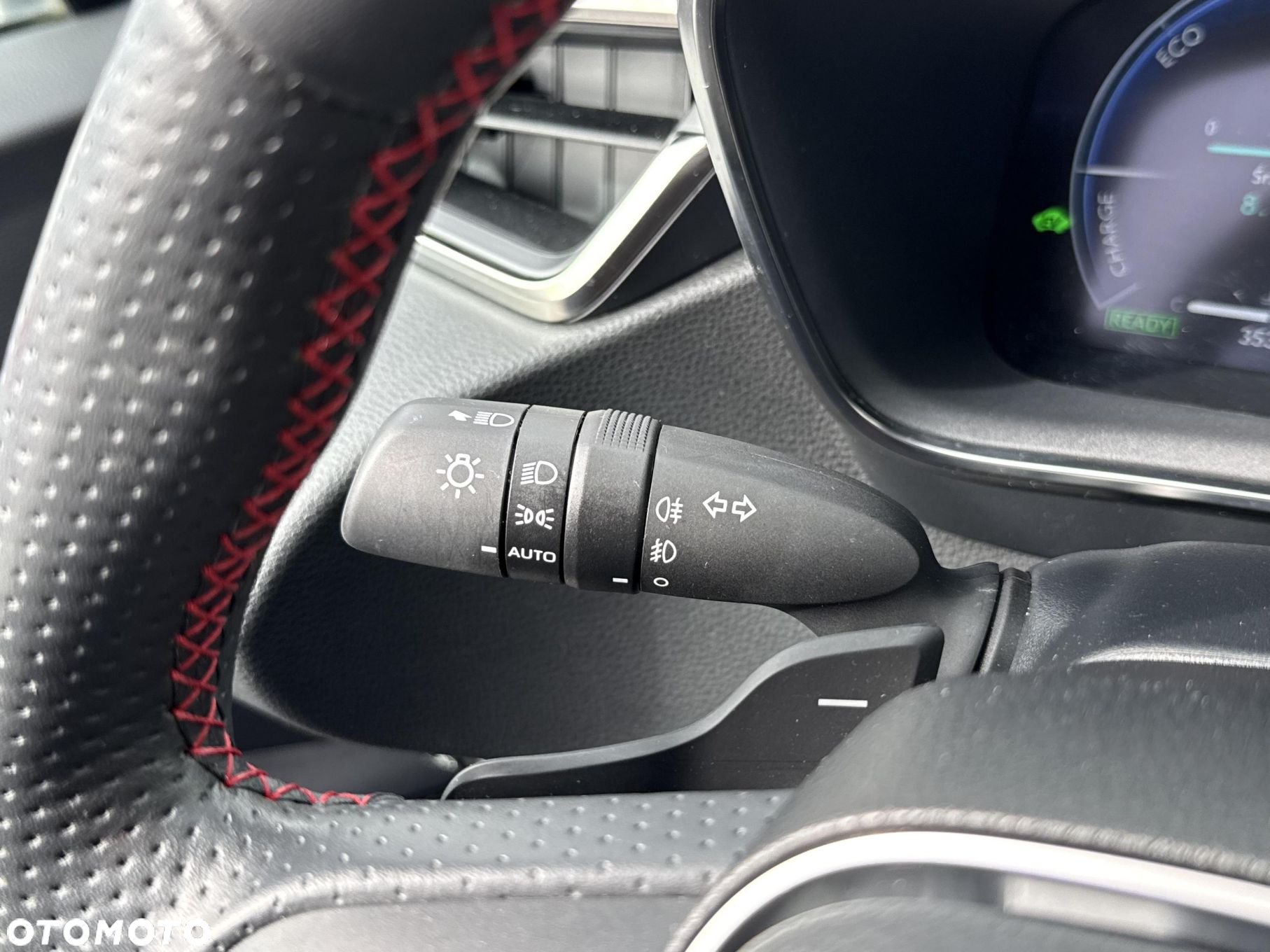 Toyota Corolla 2.0 Hybrid GR Sport Dynamic - 23