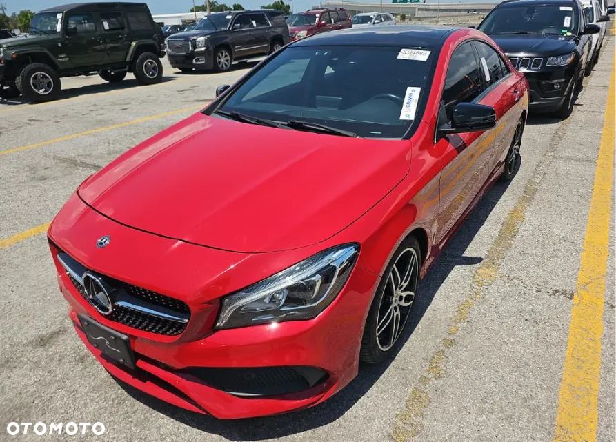 Mercedes-Benz CLA 250 4-Matic AMG Line - 1