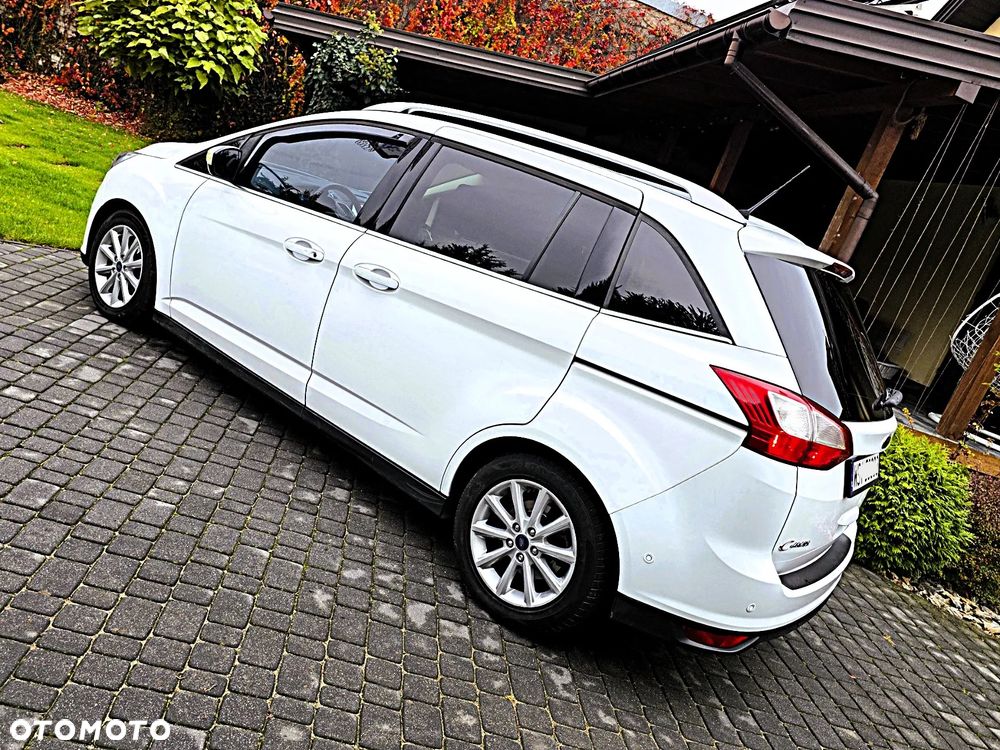 Ford Grand C-MAX - 8
