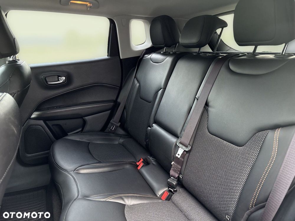 Jeep Compass 1.3 TMair Longitude FWD S&S DDCT - 19