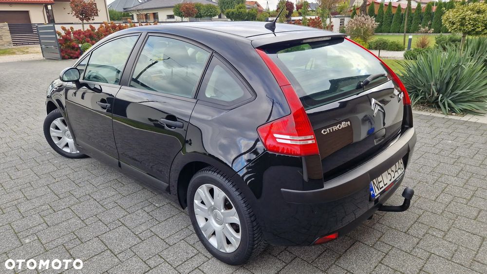 Citroën C4 1.4 16V Style - 3