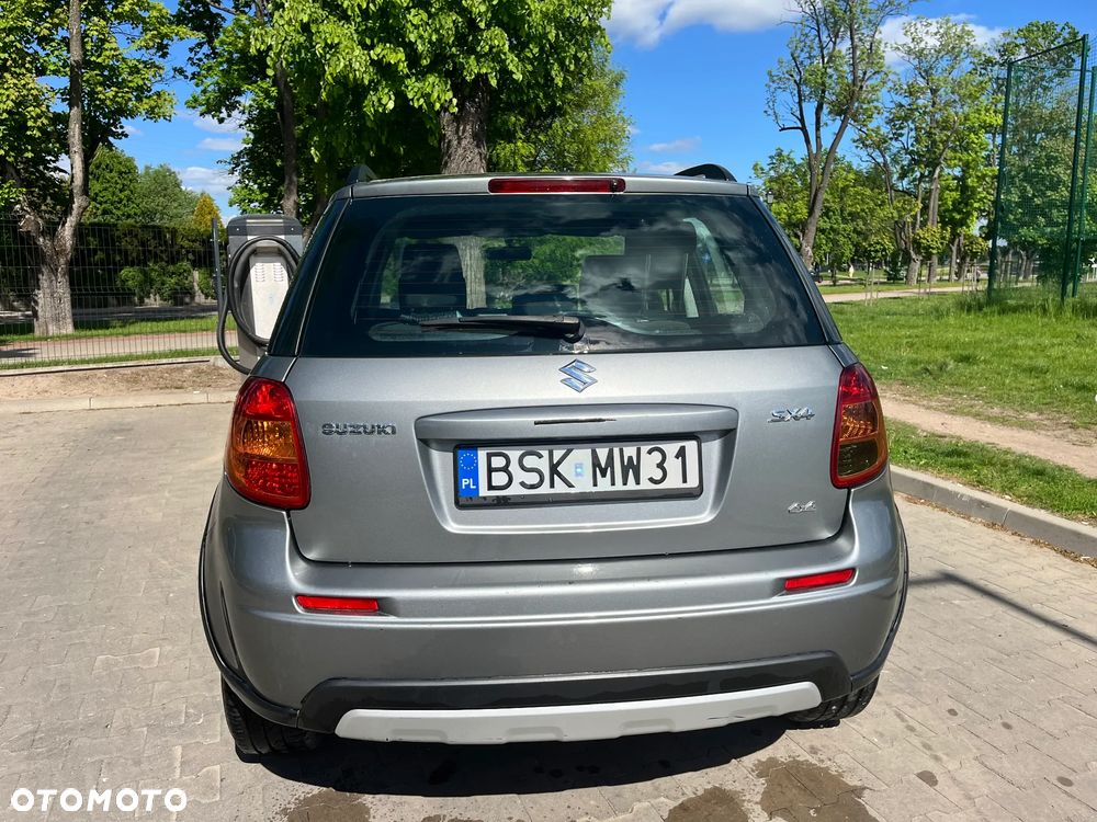 Suzuki SX4 1.6 Comfort - 2