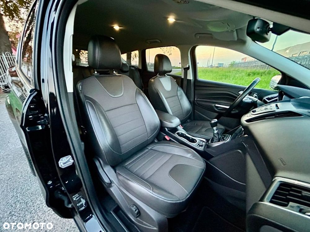 Ford Kuga - 16