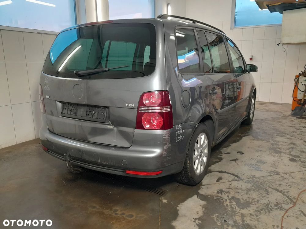 VW TOURAN BELKA TYLNEGO ZAWIESZENIA KOMPLETNA - 1