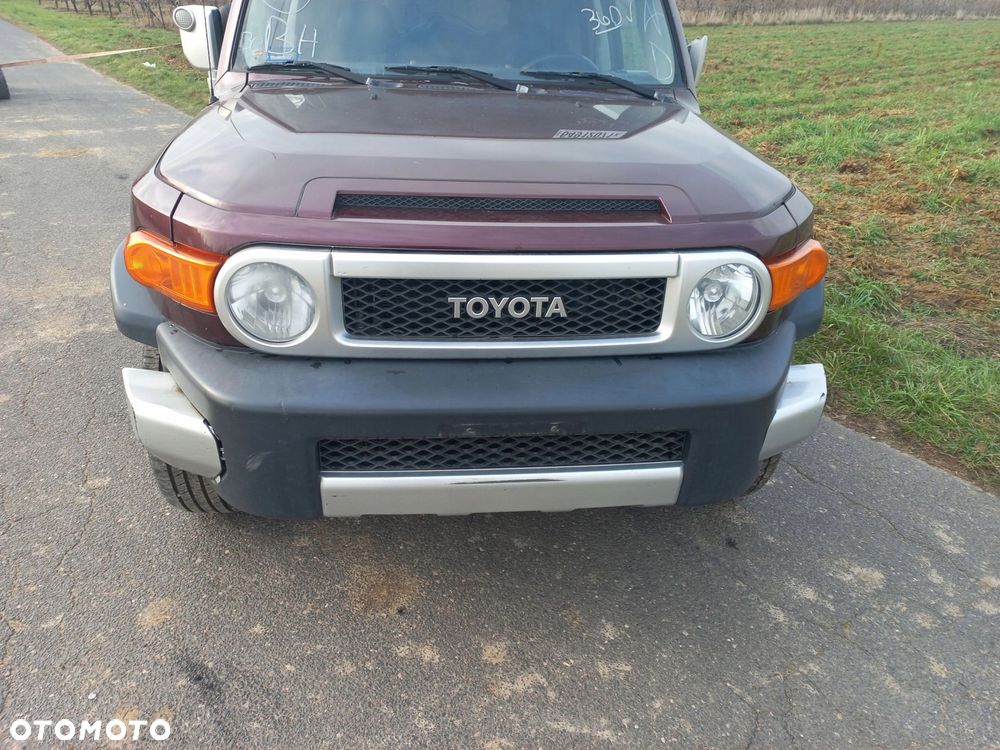 Toyota FJ Cruiser zderzak maska błotnik lampa chłodnica kompletny przód - 3