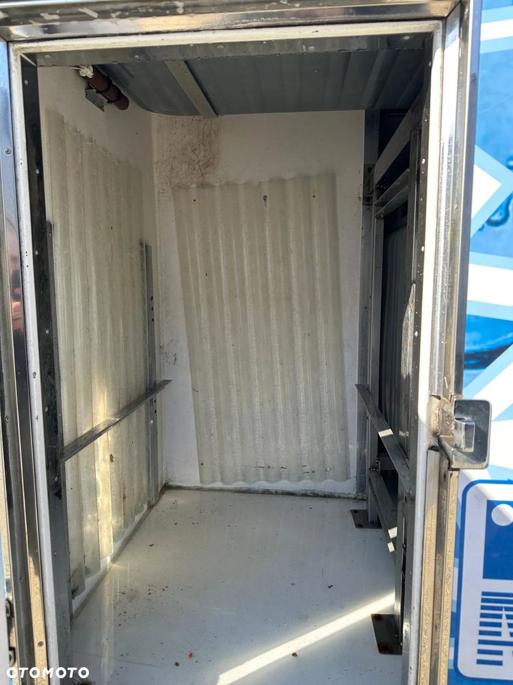 Mercedes-Benz Sprinter - 8