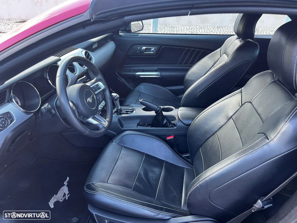 Ford Mustang 2.3 Eco Boost Aut. - 10